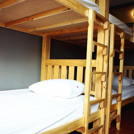Ideer Hostel Bangkok Exterior photo