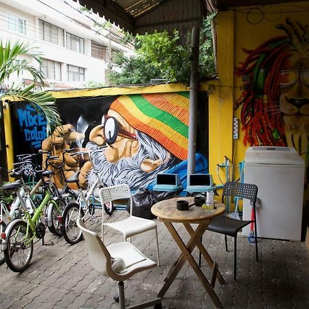 Ideer Hostel Bangkok Exterior photo