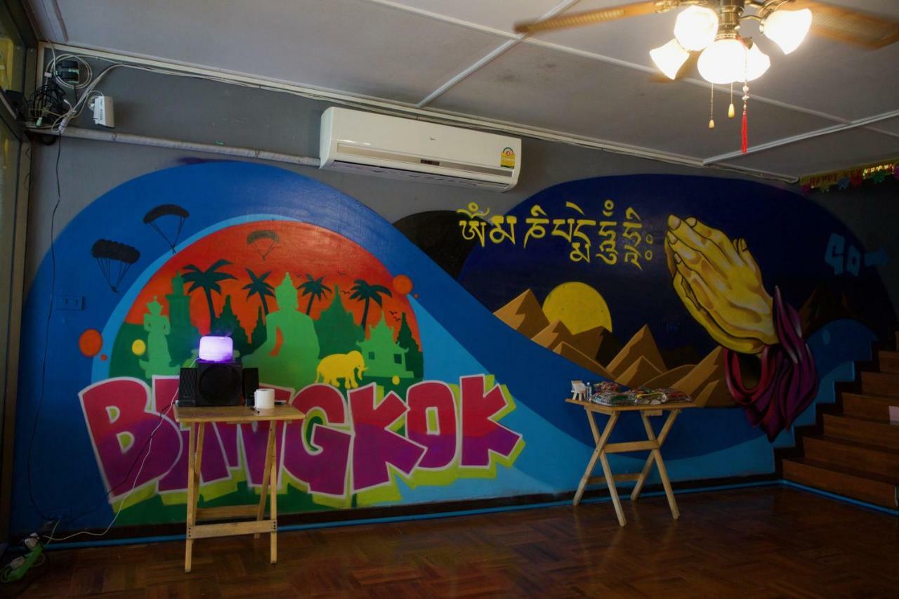 Ideer Hostel Bangkok Exterior photo