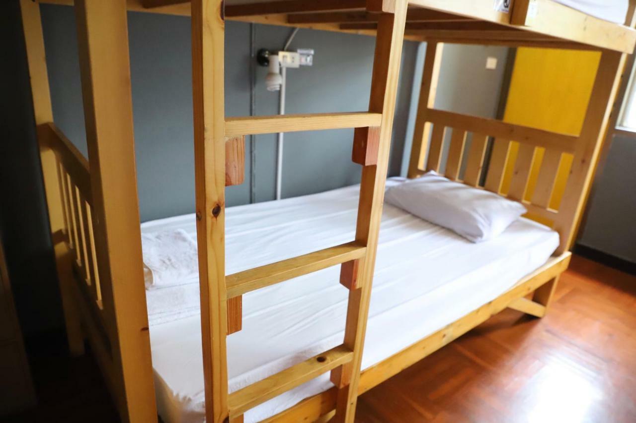 Ideer Hostel Bangkok Exterior photo